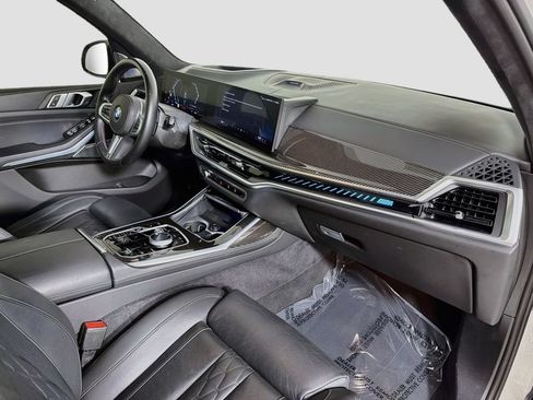 Used 2024 BMW X7 M60i w/ Executive Package AWD/4WD image 32