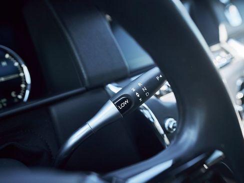 Used 2019 Rolls-Royce Cullinan AWD/4WD image 65