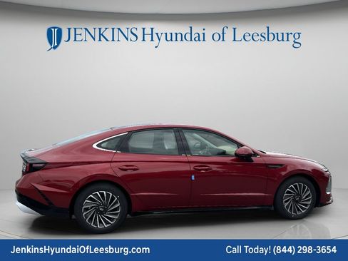 New 2026 Hyundai Sonata Limited FWD image 4
