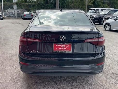 Used 2024 Volkswagen Jetta S image 5