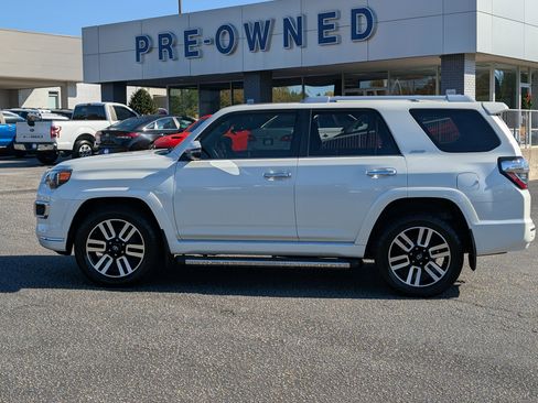 Used 2021 Toyota 4Runner Limited image 14