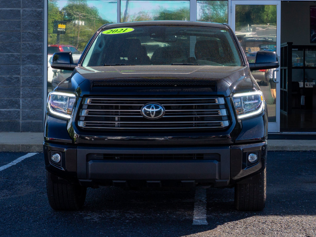 Used 2021 Toyota Tundra Limited w/ Limited Premium Package AWD/4WD image 7