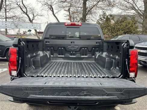 Certified 2025 Chevrolet Colorado W/T w/ WT Custom Package image 9