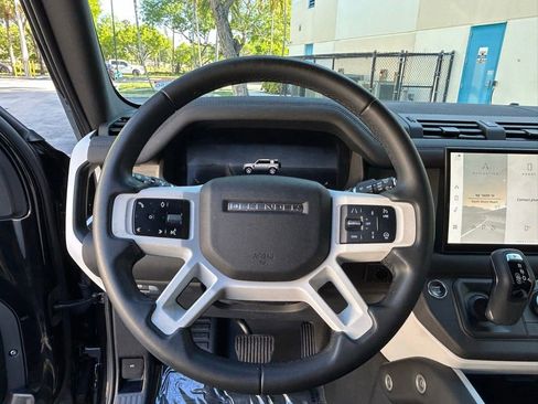 Used 2025 Land Rover Defender 110 S AWD/4WD image 20