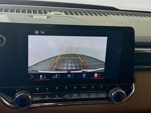 New 2026 GMC Canyon AT4 w/ Technology Plus Package image 9