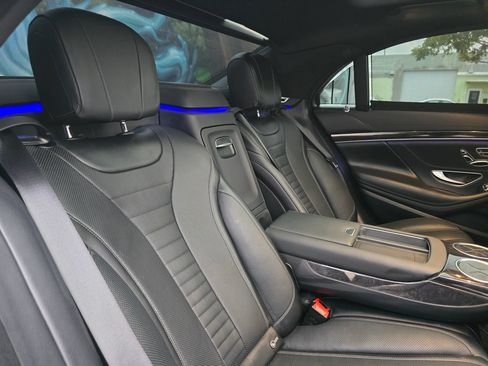 Used 2019 Mercedes-Benz S 560 4MATIC Sedan image 24