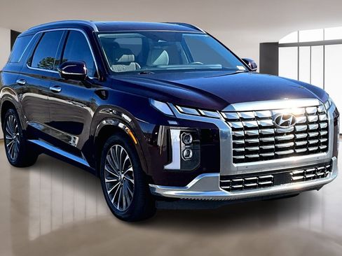 Used 2023 Hyundai Palisade Calligraphy w/ Cargo Package image 1