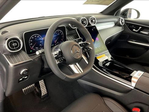 Used 2026 Mercedes-Benz GLC 300 4MATIC image 6