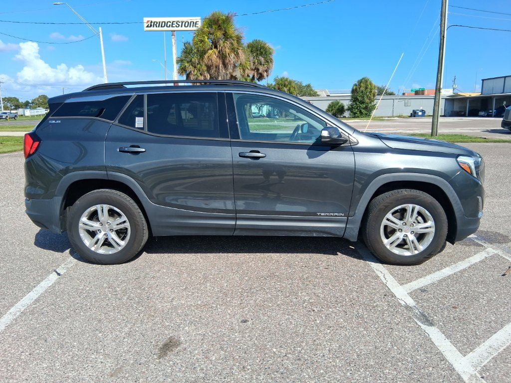Used 2019 GMC Terrain SLE w/ Driver Convenience Package AWD/4WD image 2