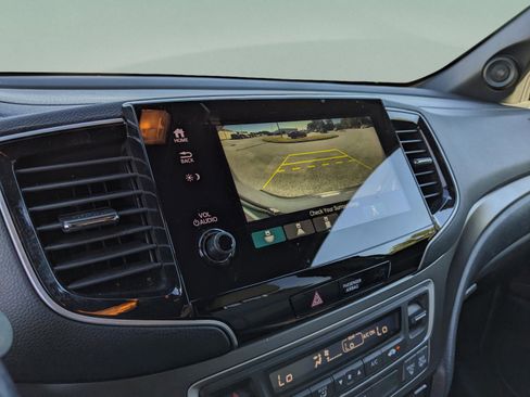 Used 2023 Honda Passport EX-L image 32