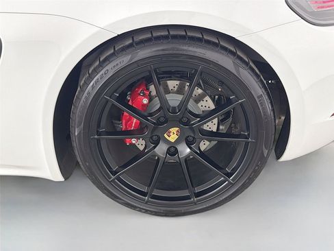 Certified 2025 Porsche 718 Cayman GTS RWD image 12