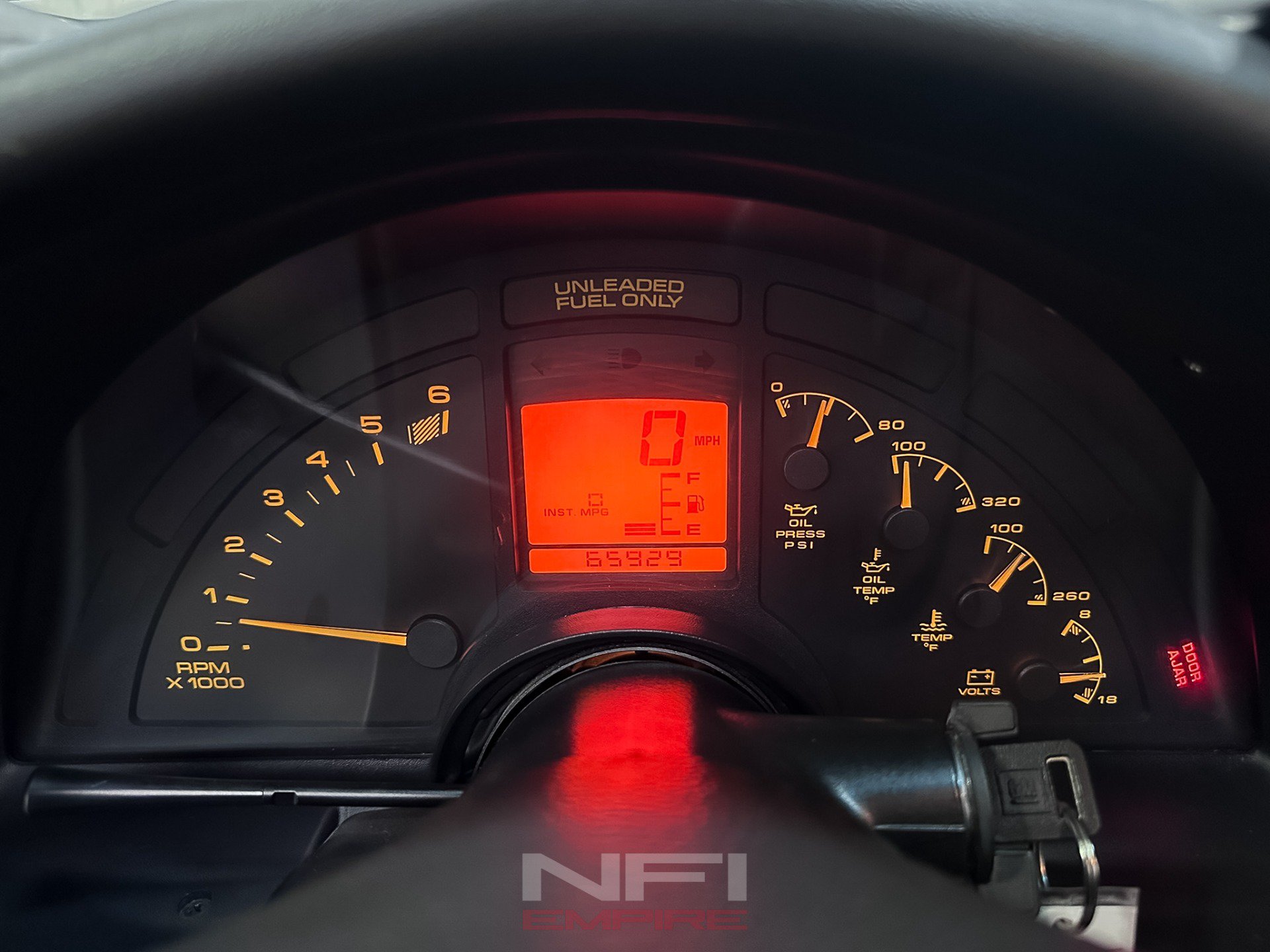 Used 1993 Chevrolet Corvette Coupe RWD image 33