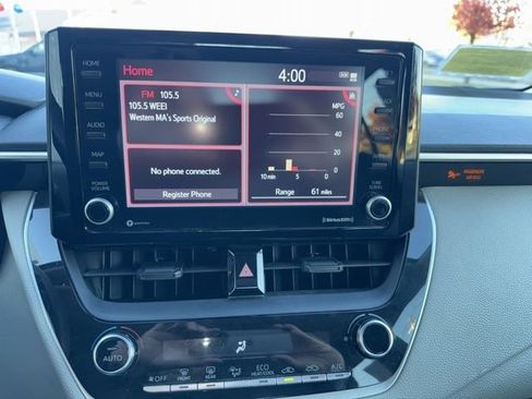 Used 2022 Toyota Corolla LE image 12