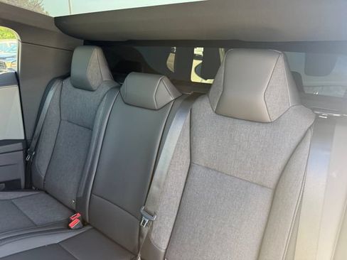 Used 2026 Tesla Cybertruck AWD Crew Cab image 24
