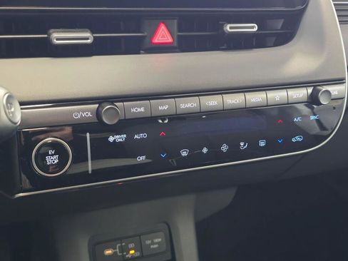 New 2026 Hyundai Ioniq 5 SEL image 27