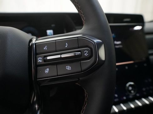 Used 2026 GMC Terrain AT4 image 19