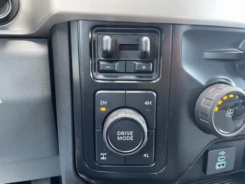New 2025 Ford F350 XLT w/ FX4 Off-Road Package image 29