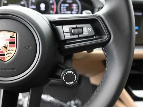New 2026 Porsche Cayenne AWD/4WD image 9