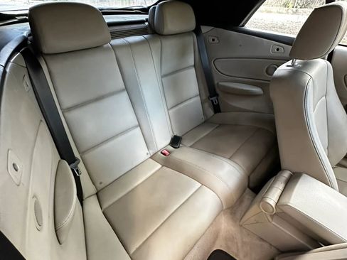 Used 2009 BMW 128i Convertible image 37