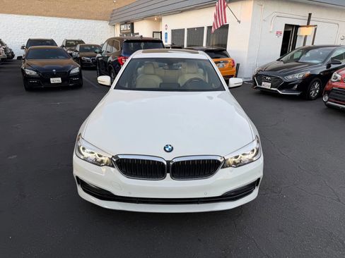 Used 2017 BMW 530i RWD image 8