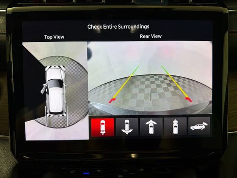 Used 2021 Jeep Grand Cherokee L Summit w/ Luxury Tech Group V AWD/4WD image 10