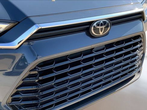 Used 2024 Toyota Grand Highlander FWD image 27