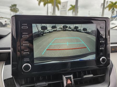 Used 2020 Toyota Corolla LE image 33