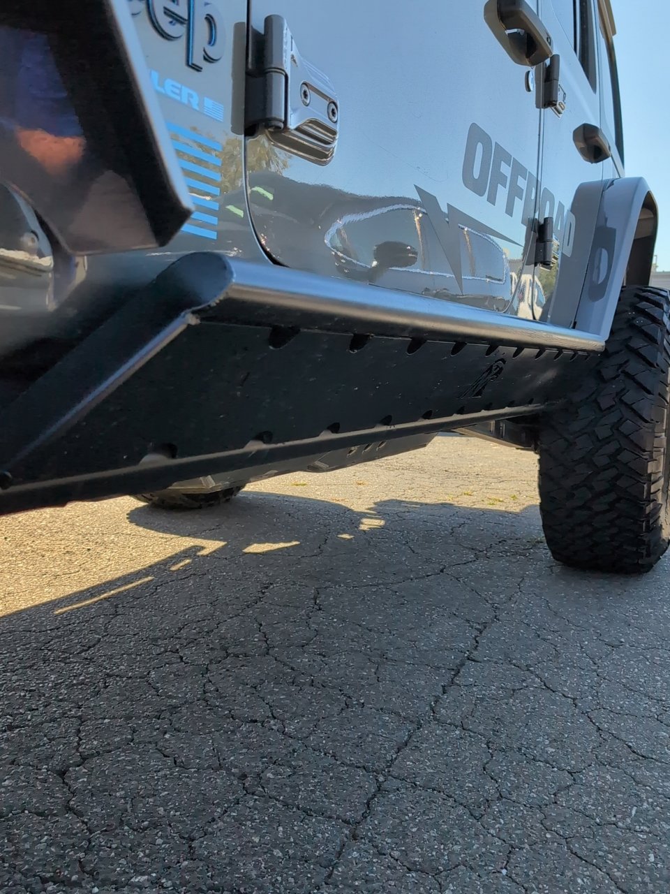 Used 2023 Jeep Wrangler Unlimited Rubicon 4xe w/ Cold Weather Group AWD/4WD image 28