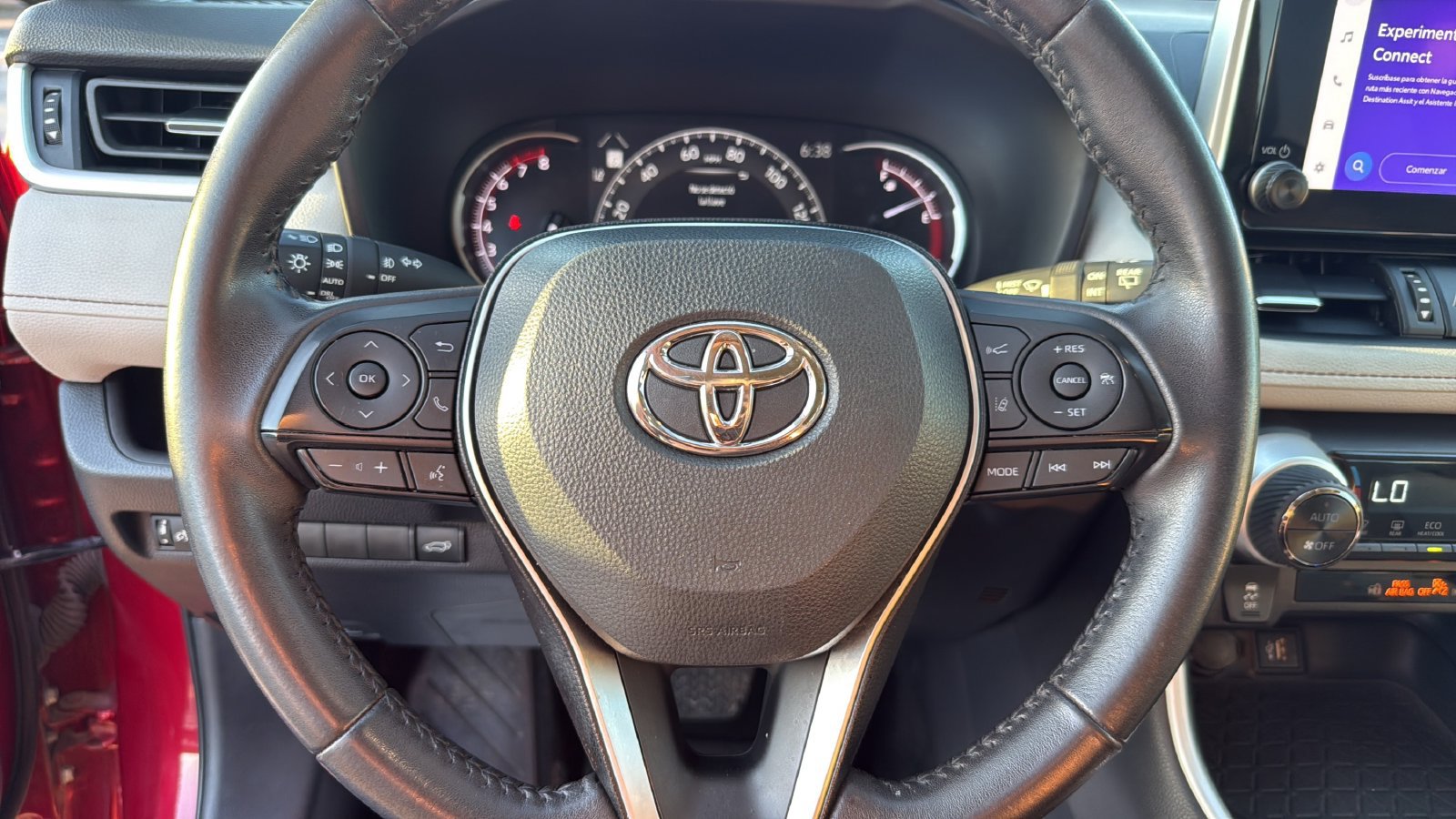 Used 2024 Toyota RAV4 XLE Premium FWD image 11