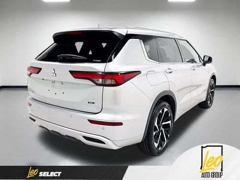 Used 2022 Mitsubishi Outlander SEL AWD/4WD image 7