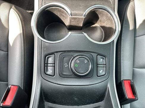 Certified 2018 GMC Terrain SLT w/ Preferred Package image 35