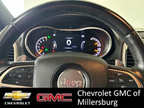 Used 2014 Jeep Grand Cherokee Laredo w/ 18" Wheel & 8.4" Radio Group AWD/4WD image 14