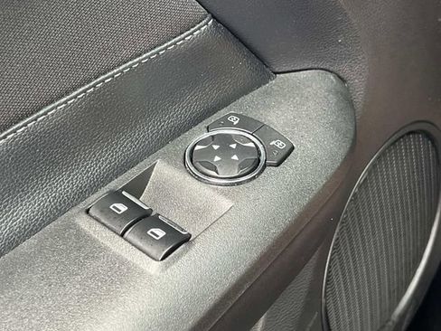 Certified 2017 Ford Mustang Coupe image 19