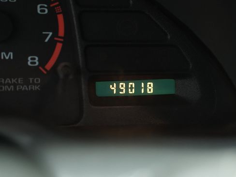 Used 1999 Chevrolet Cavalier Z24 image 32