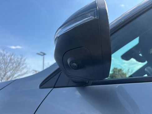 Used 2024 Chevrolet Traverse RS w/ LPO, Floor Liner Package image 5