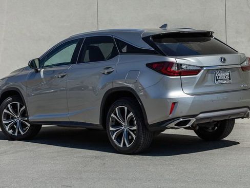 Used 2018 Lexus RX 350 FWD w/ Premium Package image 3