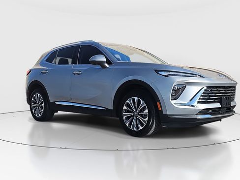 Used 2025 Buick Envision Preferred image 3