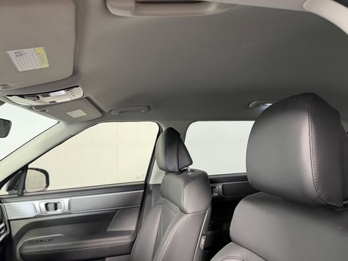 Used 2025 Hyundai Santa Fe SEL image 24