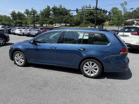 Used 2019 Volkswagen Golf S w/ Driver Assistance Package AWD/4WD image 7