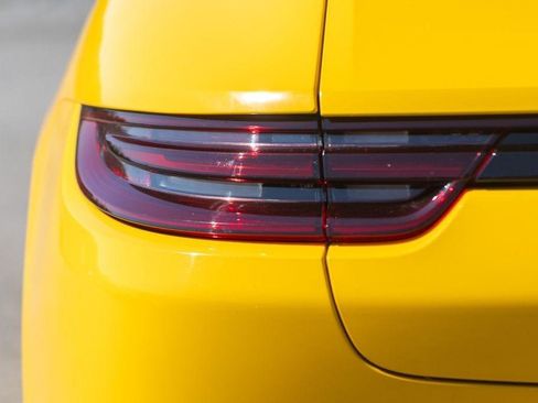 Used 2018 Porsche Panamera 4S image 39