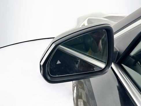 Used 2025 BMW X1 xDrive28i image 16