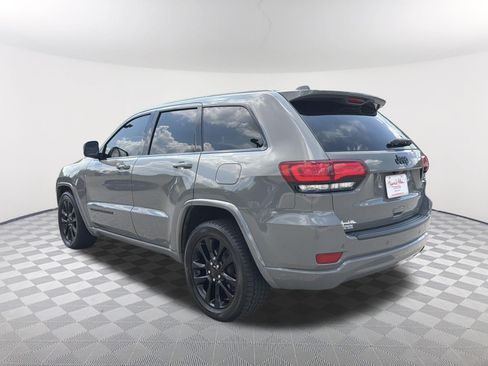 Used 2021 Jeep Grand Cherokee Laredo X RWD image 14