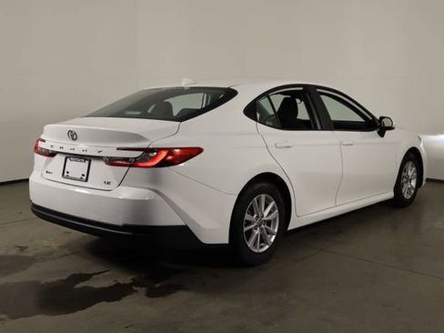 Used 2025 Toyota Camry LE image 35