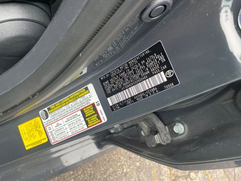 Used 2025 Toyota Camry LE image 27