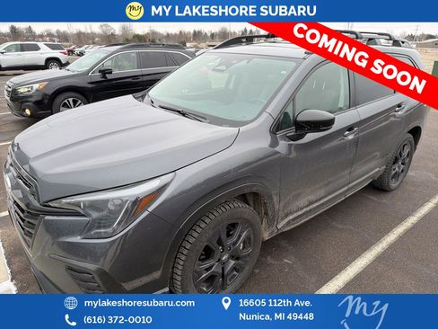 Used 2024 Subaru Ascent Onyx Edition image 3