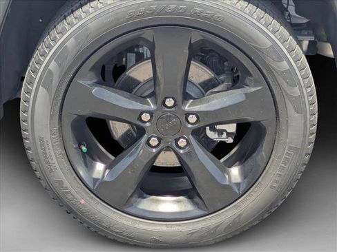 Used 2023 Jeep Grand Cherokee Limited w/ Black Appearance Package RWD image 16
