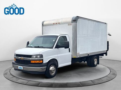 Used 2017 Chevrolet Express 3500 w/ Chrome Appearance Package image 1