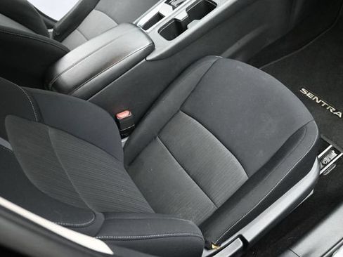 Used 2024 Nissan Sentra SV FWD image 29
