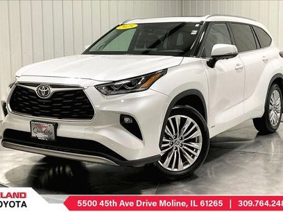 Used 2025 Toyota Highlander Platinum