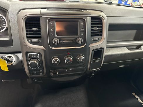 Used 2017 RAM 1500 Express w/ Express Value Package AWD/4WD image 20